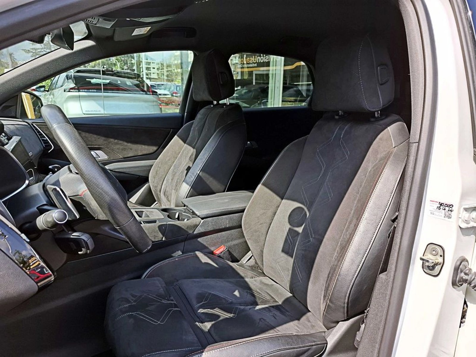 DS Automobiles DS7 CROSSBACK AT 2021 - Imagen 10 de 17