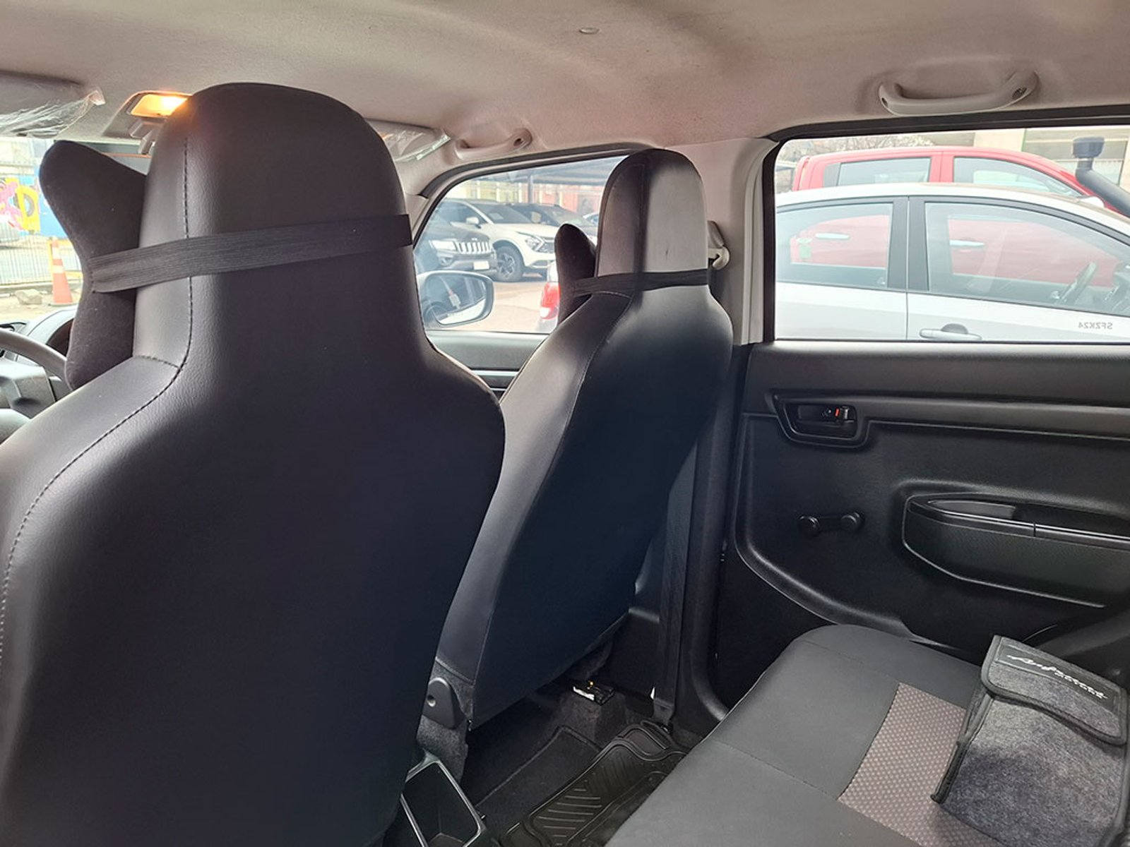 SUZUKI S-PRESSO 1.0 GLX 2023 - Imagen 20 de 20
