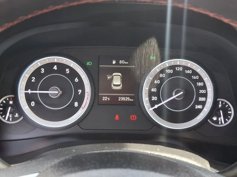 Hyundai CRETA SU2I 1.5 2024 - Imagen 14 de 18