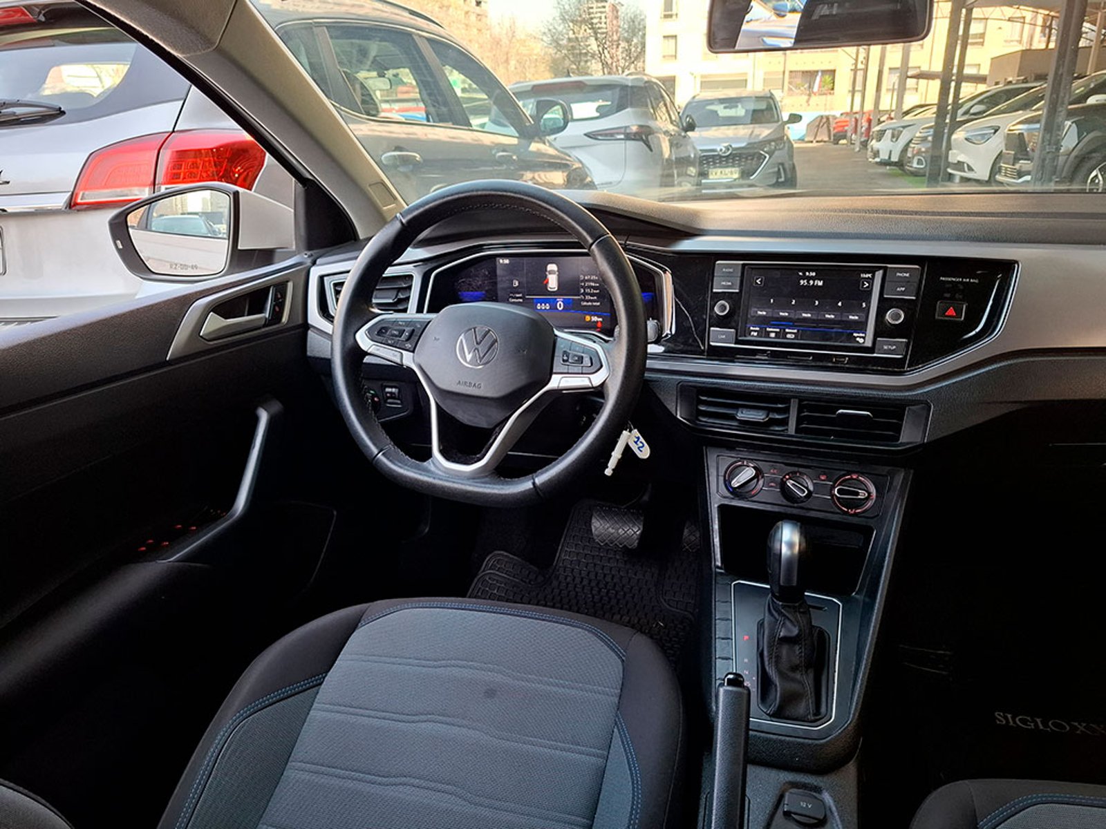 Volkswagen NIVUS TSI 1.0 AUT 2022 - Imagen 8 de 20