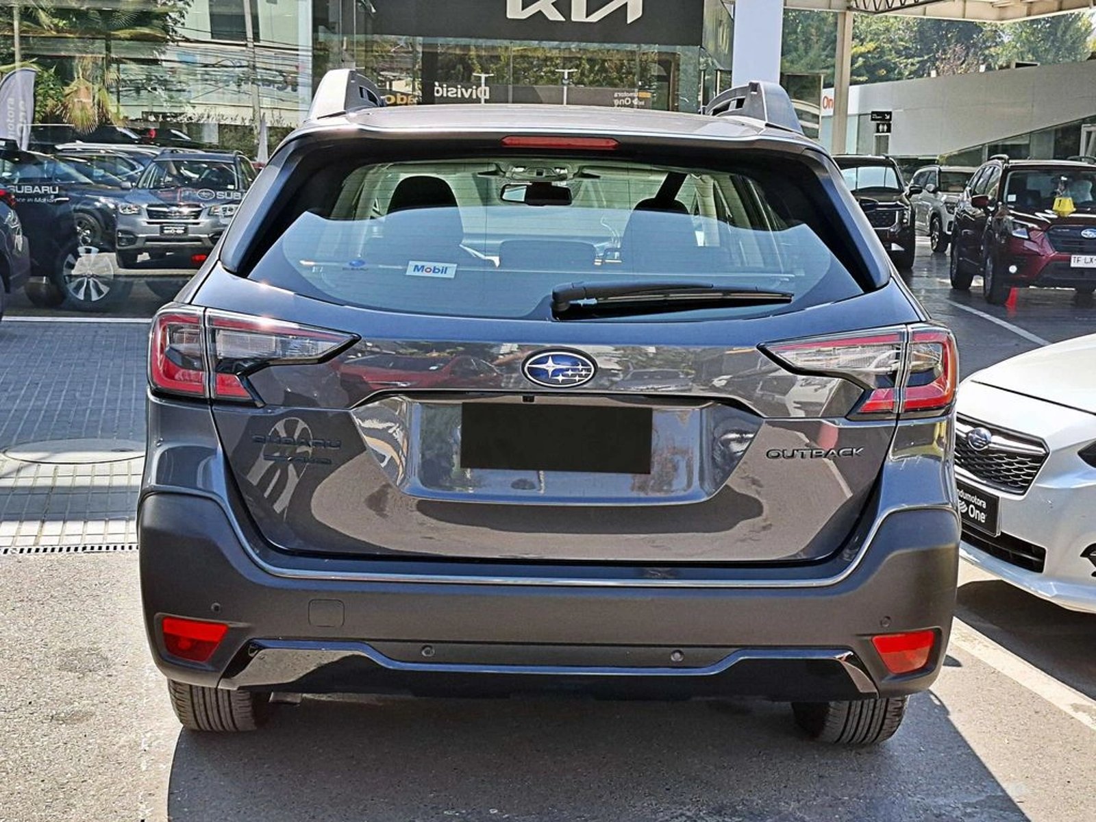 SUBARU OUTBACK 2.5 AWD  AT 4X4 2025 - Imagen 6 de 20