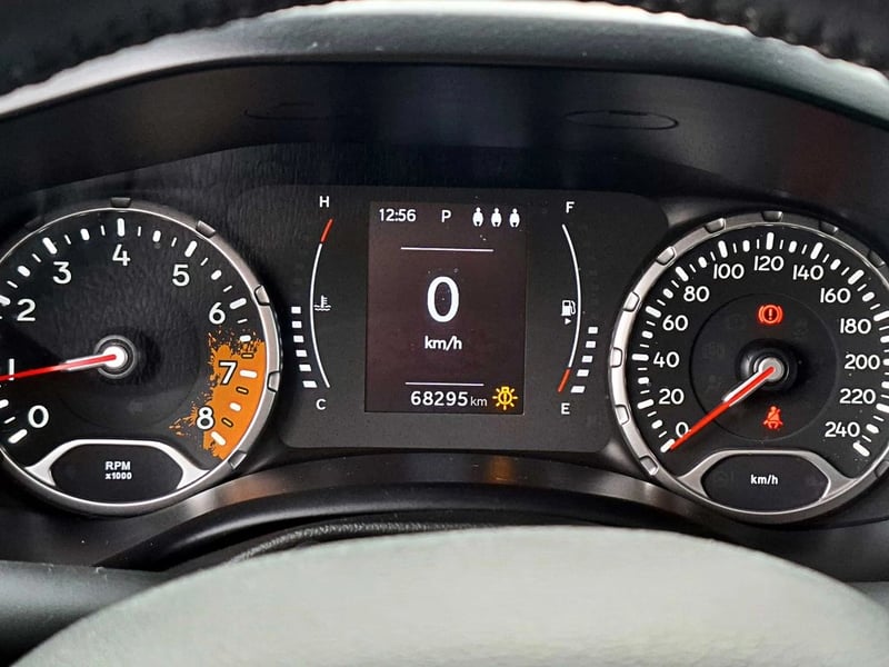 Jeep RENEGADE 1.8 SPORT LX AT 2022 - Imagen 15 de 19