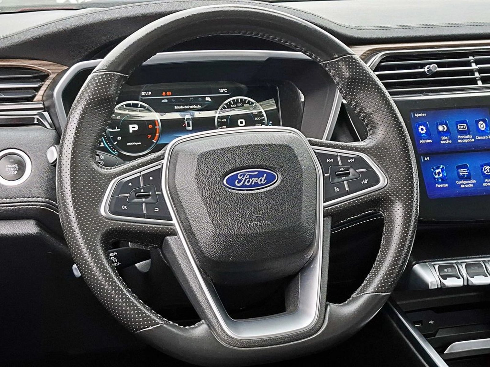 Ford TERRITORY A 2021 - Imagen 12 de 17