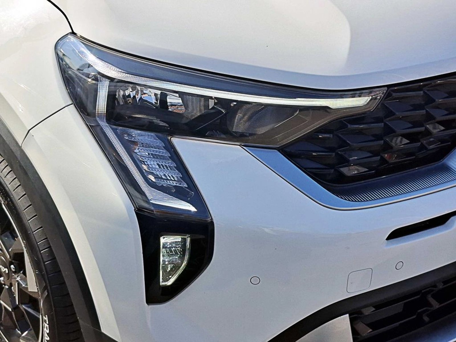 Kia SONET MT 2025 - Foto 3 de 18