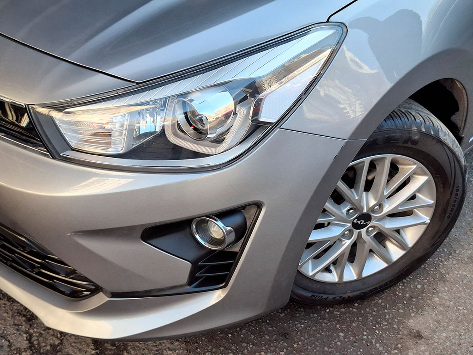 Kia RIO 4 EX 1.4L 6MT CI FULL 2023 - Imagen 7 de 20