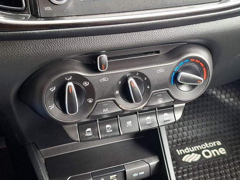 Kia SOLUTO EX 1.4L 5MT G SRF FULL 2024 - Imagen 16 de 20