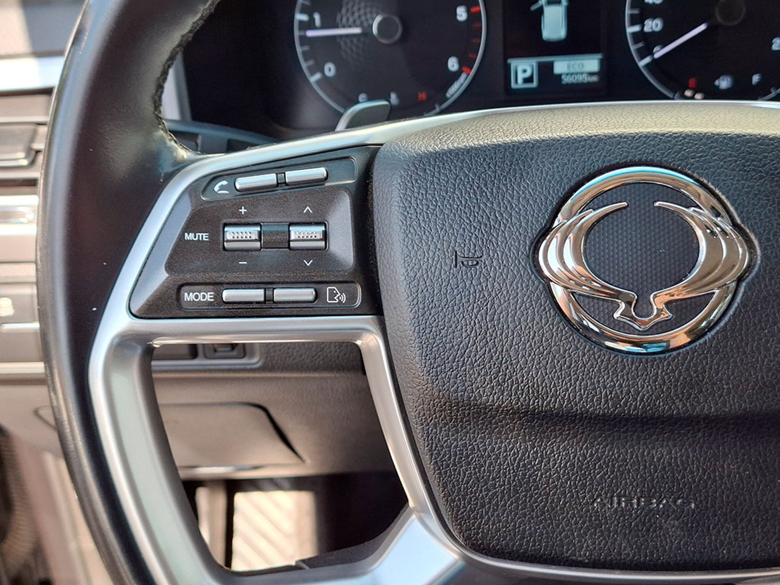 SSANGYONG REXTON 2.2T 2023 - Imagen 11 de 20
