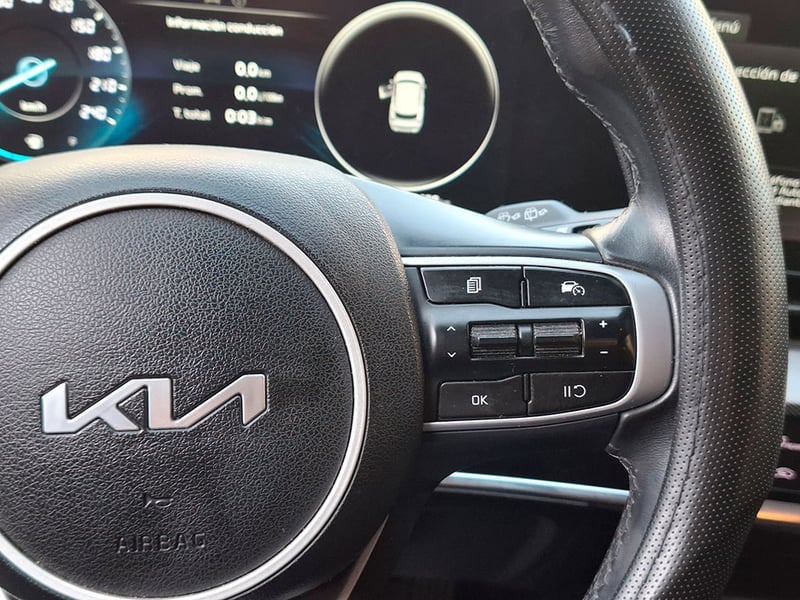Kia SPORTAGE EX 2.0L 6MT GSL 2024 - Imagen 12 de 20