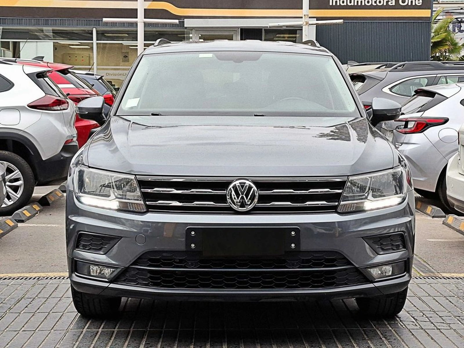 Volkswagen TIGUAN TSI 2019 - Foto 2 de 19
