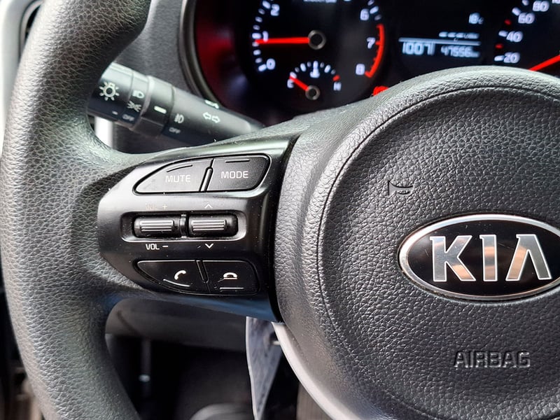 Kia MORNING EX 1.2L 5MT ABS AC 2018 - Imagen 11 de 20