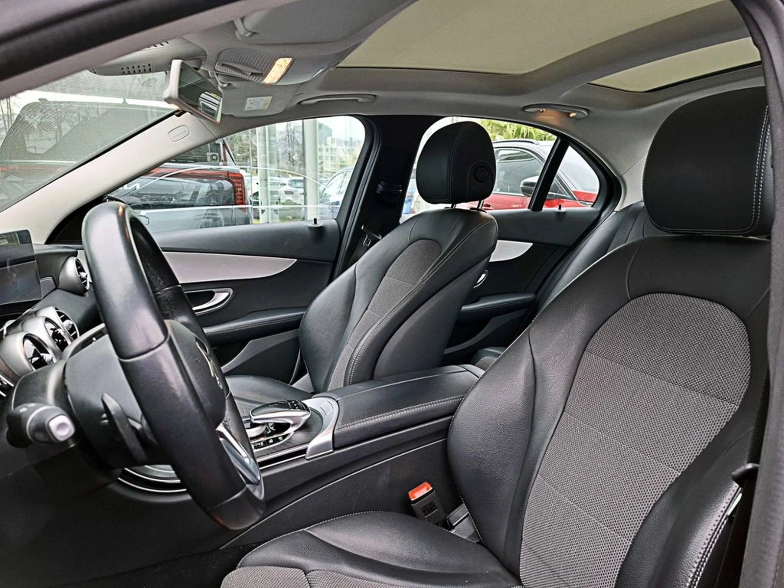 Mercedes-Benz C 200 AT 2019 - Imagen 12 de 20