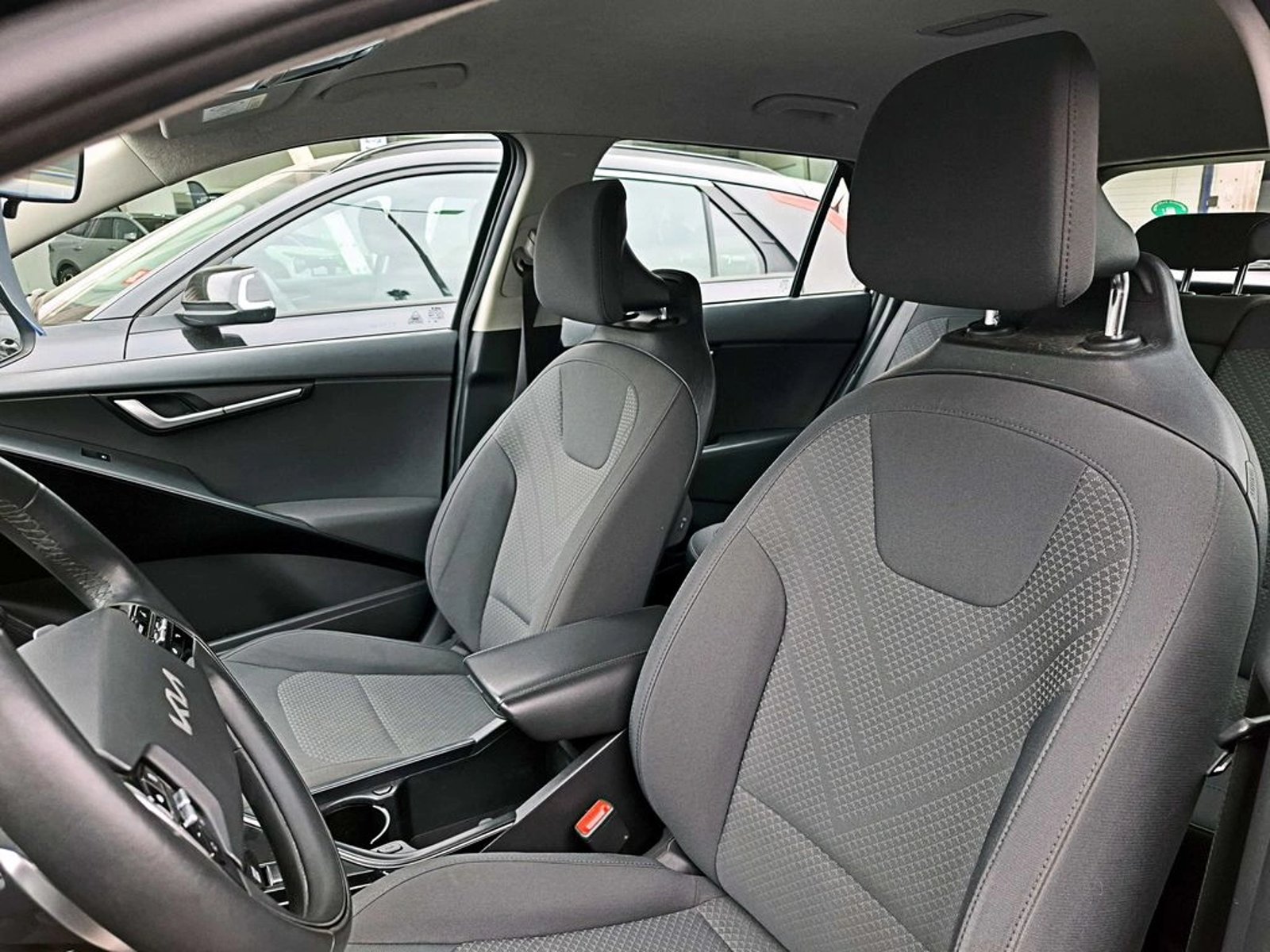 Kia NIRO EV AT 2024 - Imagen 10 de 17