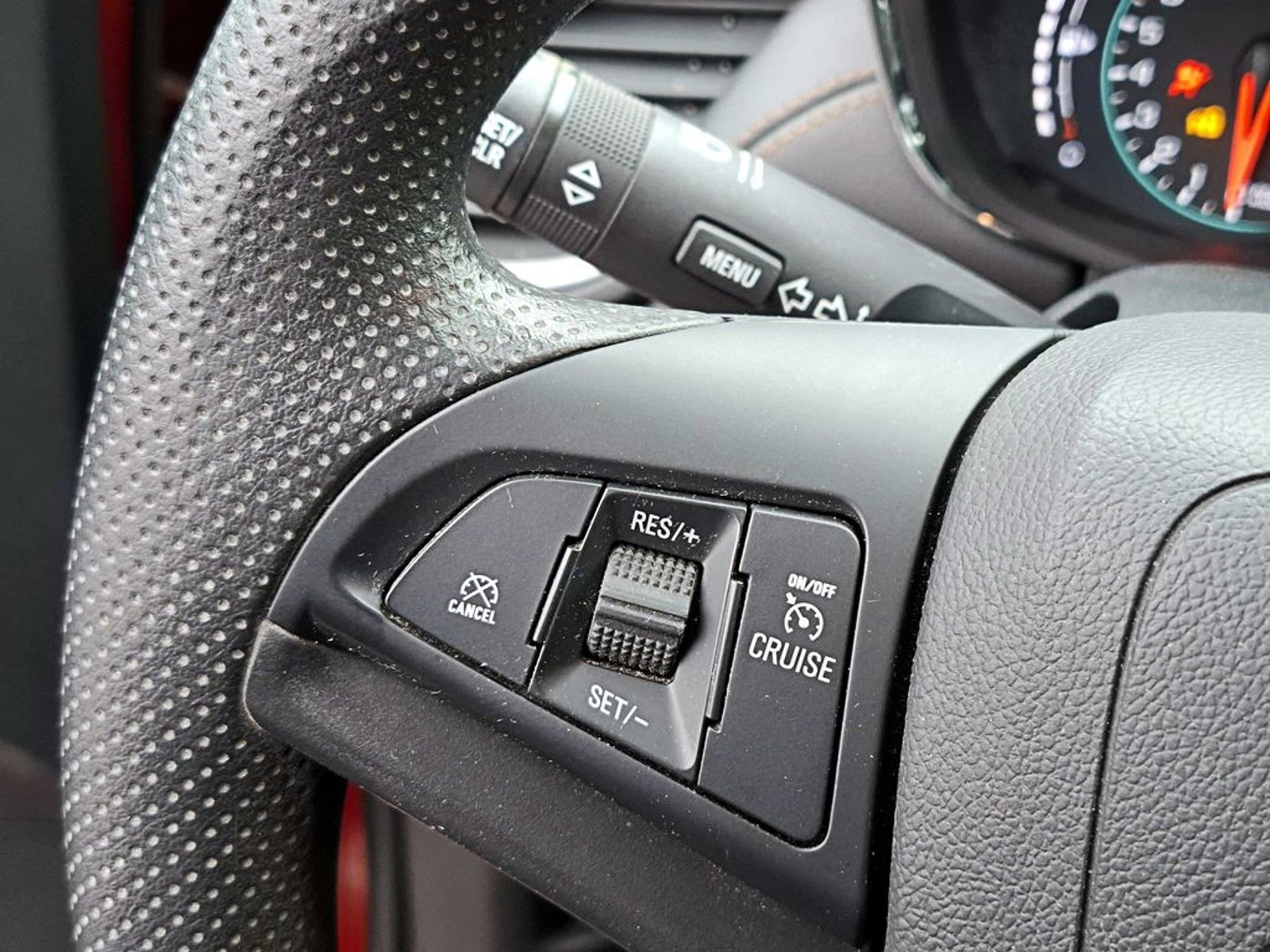 Chevrolet TRACKER MT 2020 - Imagen 13 de 17