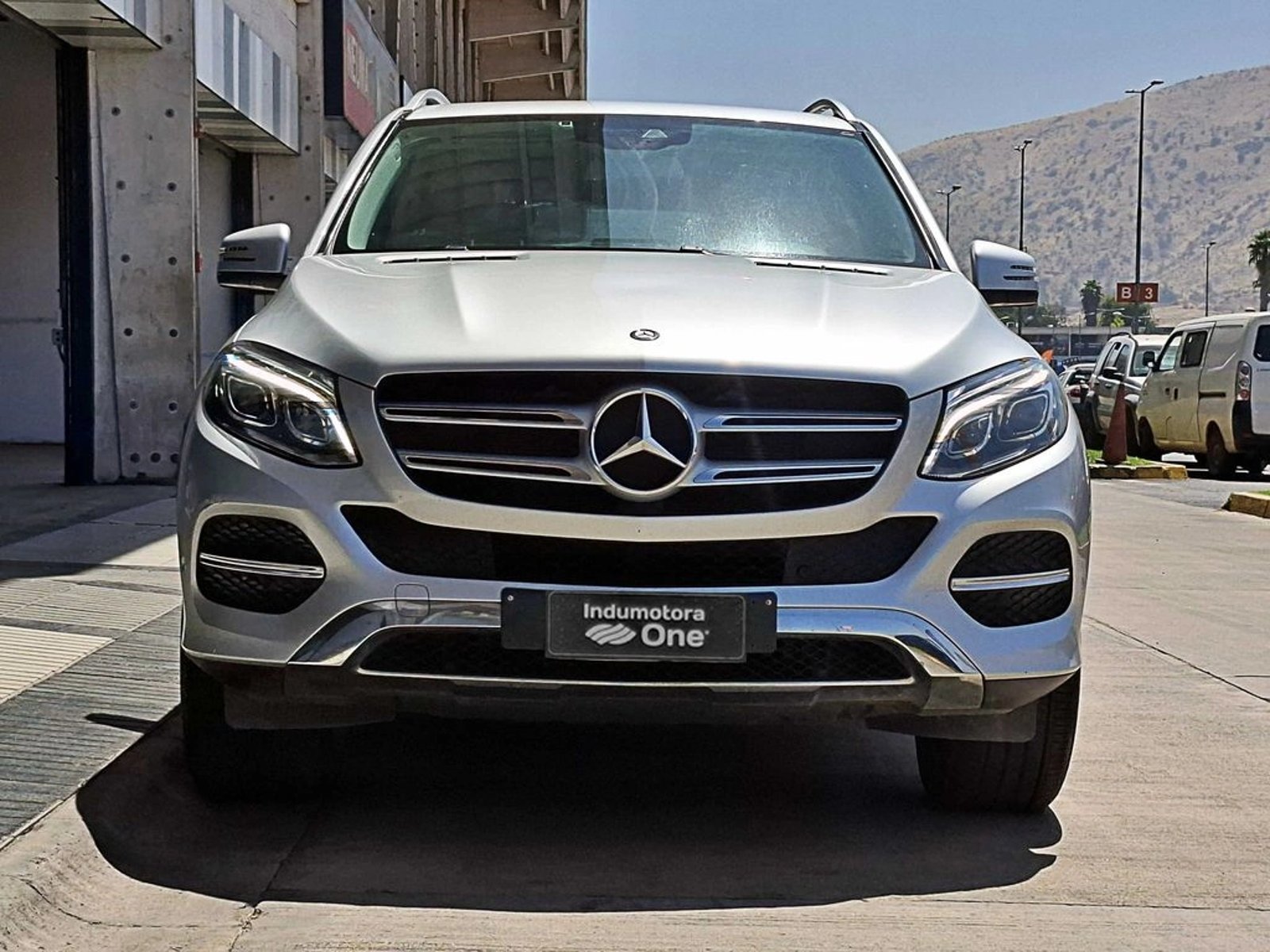 Mercedes-Benz GLE 400 SPORT  4-MATIC 2017 - Foto 2 de 20