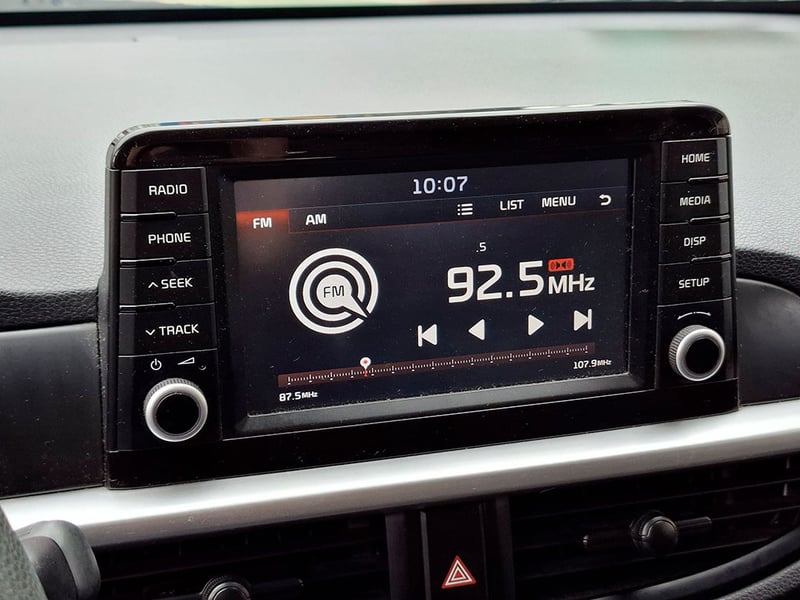 Kia MORNING EX 1.2L 5MT ABS AC 2018 - Imagen 14 de 20