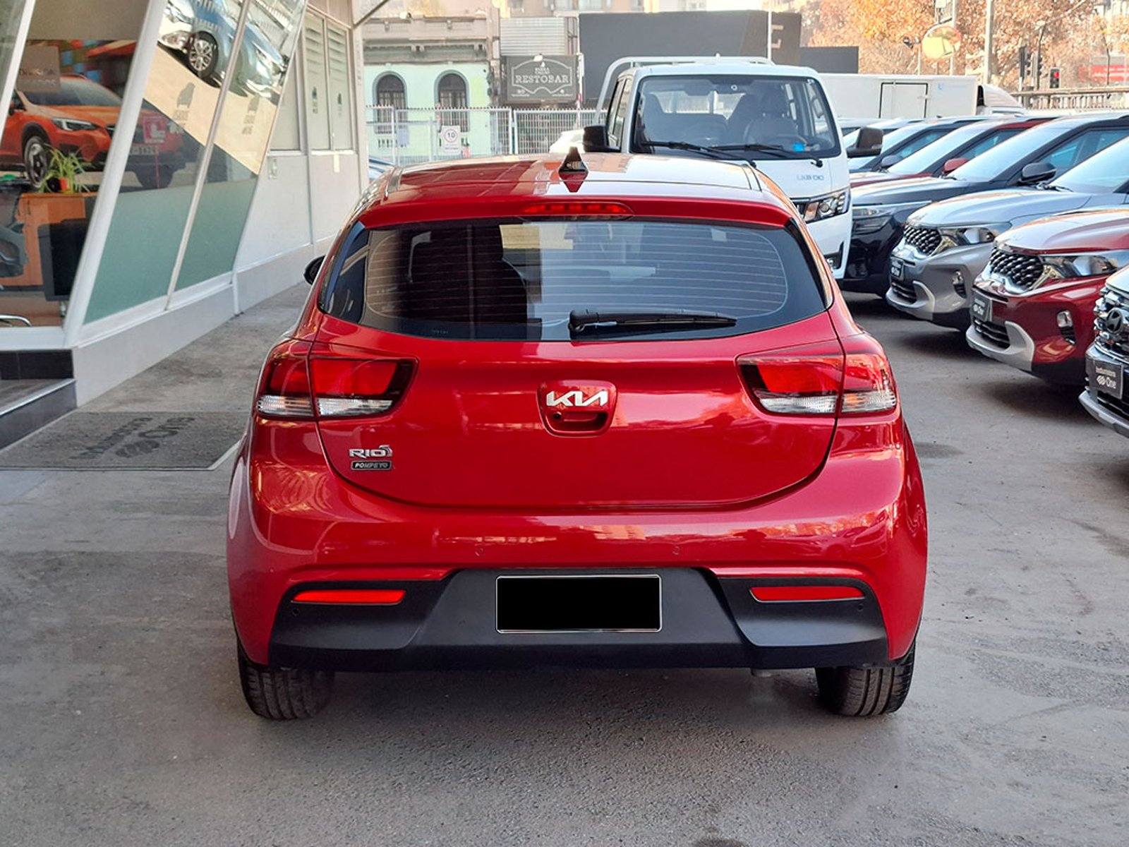 KIA RIO 5 EX 1.4L 6MT RI FULL 2024 - Imagen 5 de 20