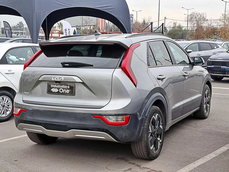 Kia NIRO AT 2024 - Imagen 5 de 17