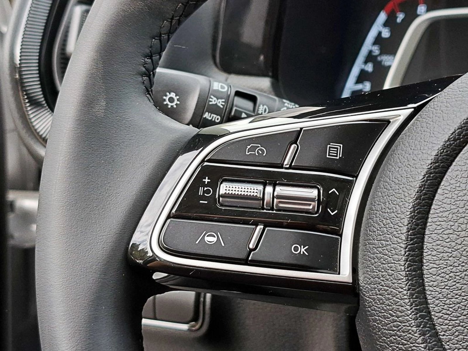 KIA SONET 1.5 AT 5P 2025 - Imagen 13 de 17