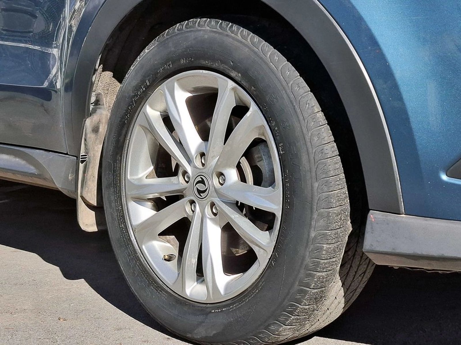DFSK SUV 580 1.5 2020 - Foto 3 de 16