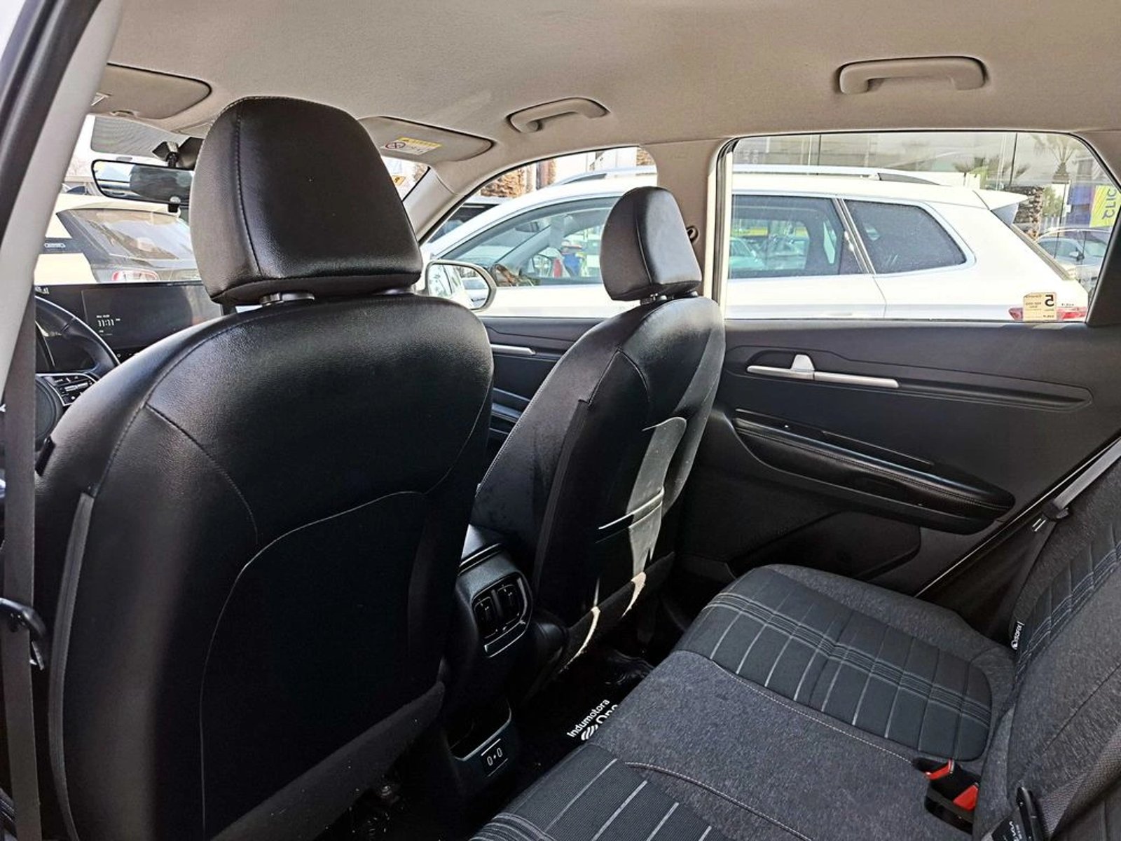 Kia SONET MT 2025 - Imagen 11 de 18
