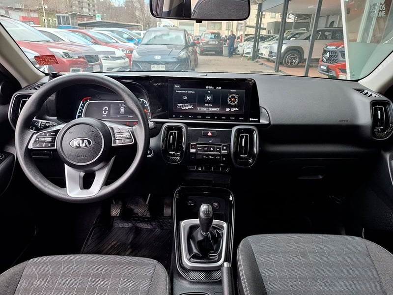 Kia SONET EX 1.5L 6MT FULL 2022 - Imagen 9 de 20