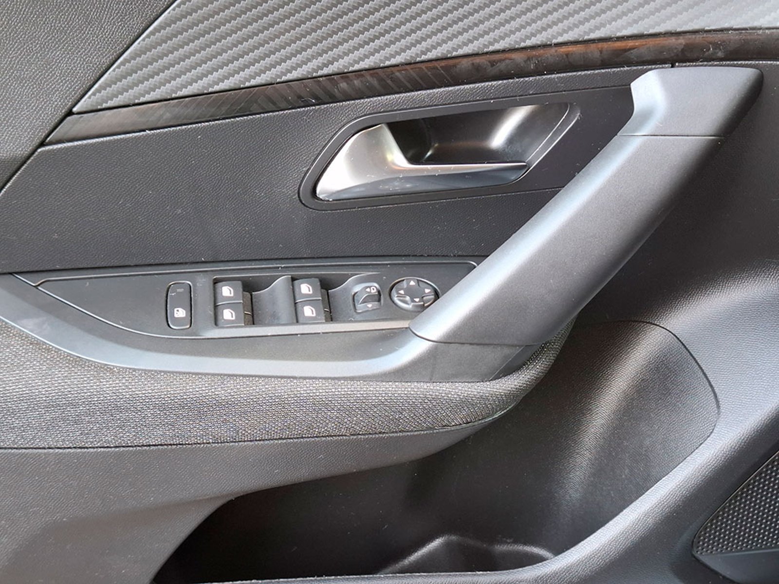 PEUGEOT 2008 ACTIVE 130 1.2 MT 2025 - Imagen 18 de 20