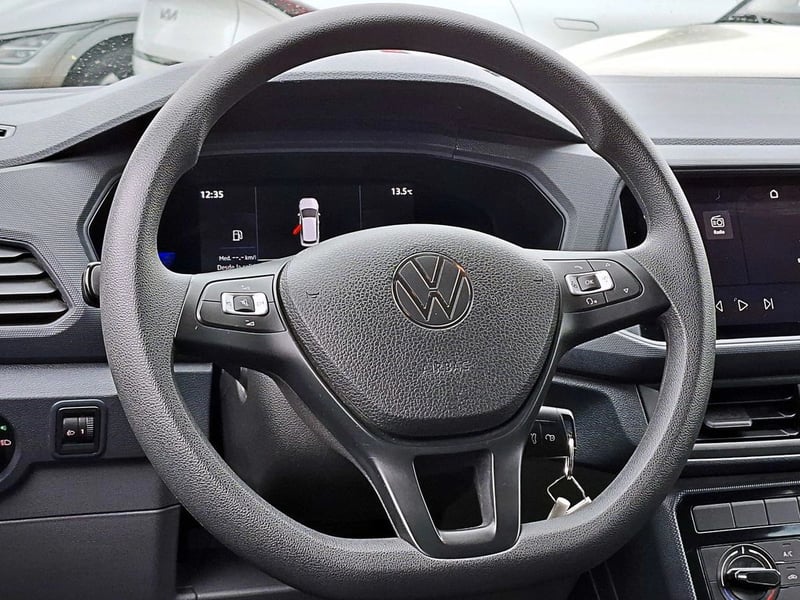 Volkswagen T-CROSS 1.0 TSI TRENDLINE 4X2 MT5 5P 2022 - Imagen 11 de 17