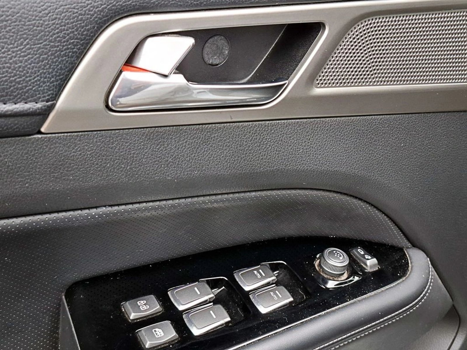 SsangYong REXTON AT 2018 - Imagen 8 de 11