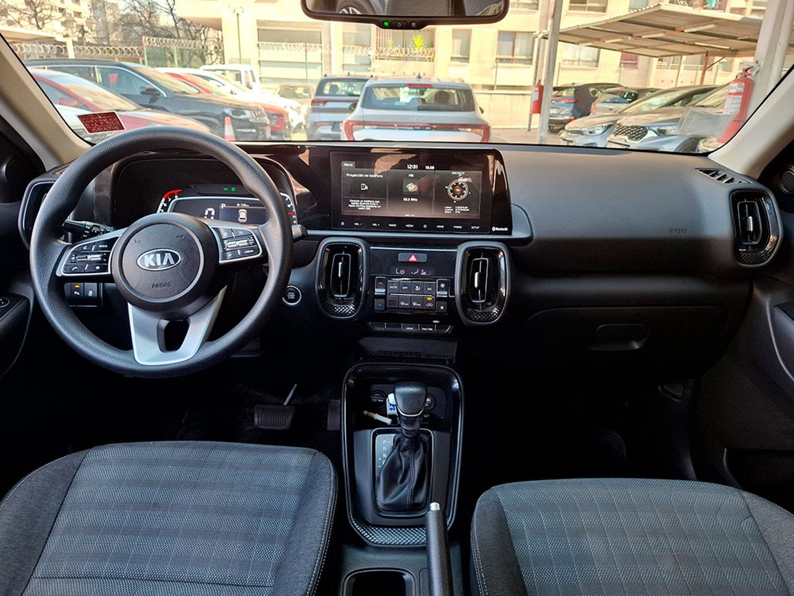 Kia SONET EX 1.5L IVT FULL 2021 - Imagen 8 de 20