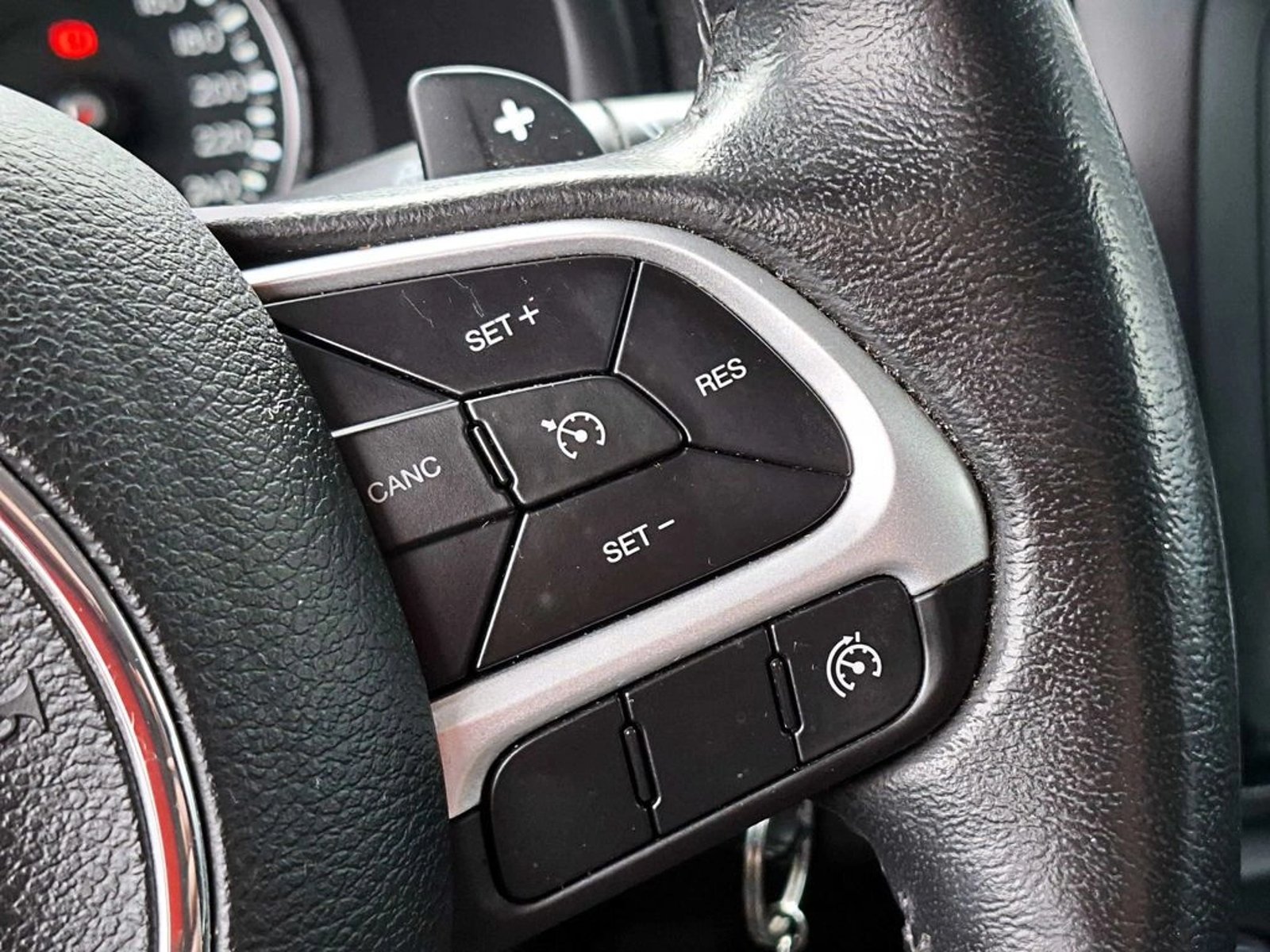 Jeep RENEGADE 1.8 SPORT LX AT 2022 - Imagen 16 de 19