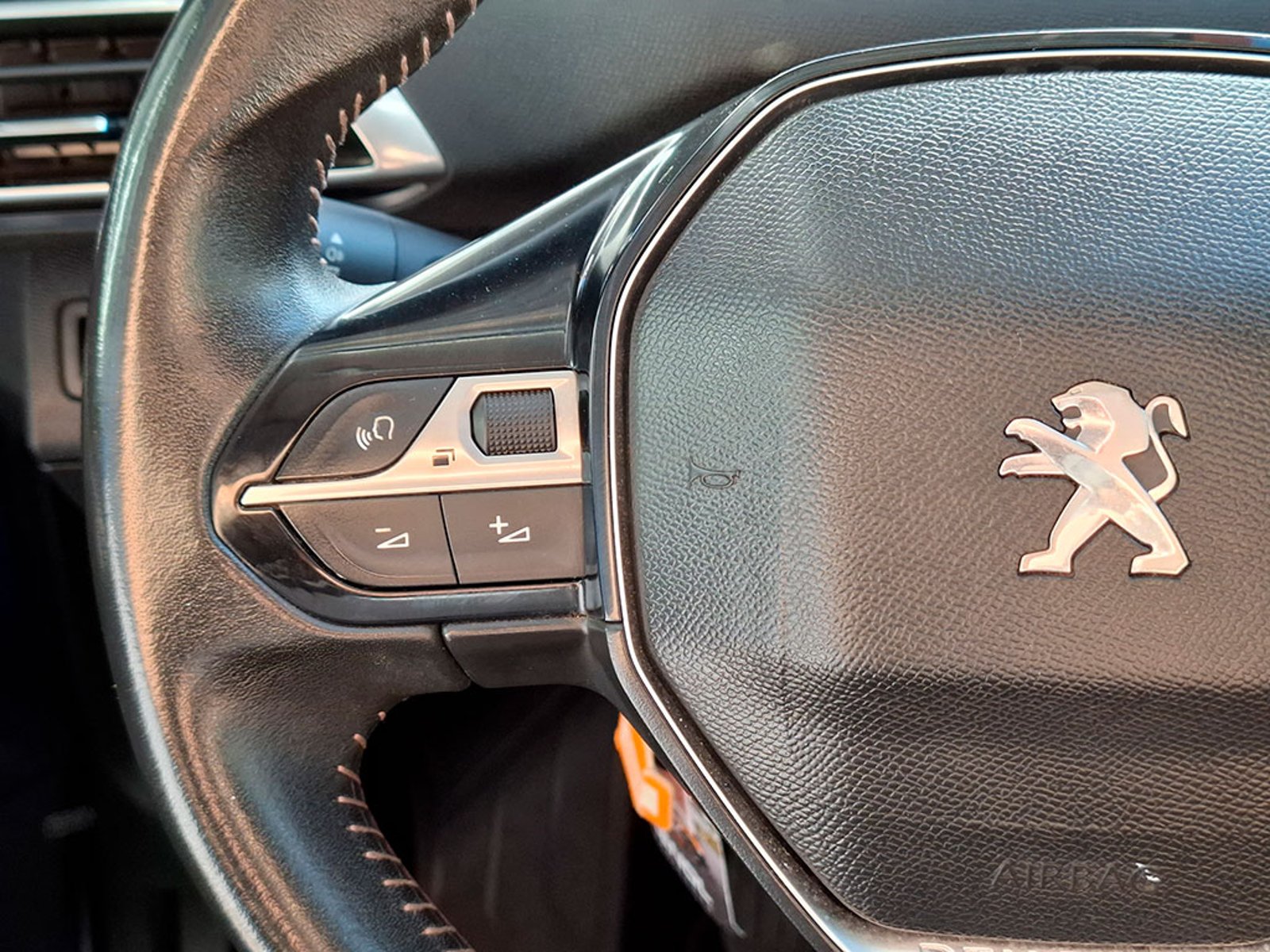 PEUGEOT 3008 BLUE HDI 1.5 2022 - Imagen 11 de 20