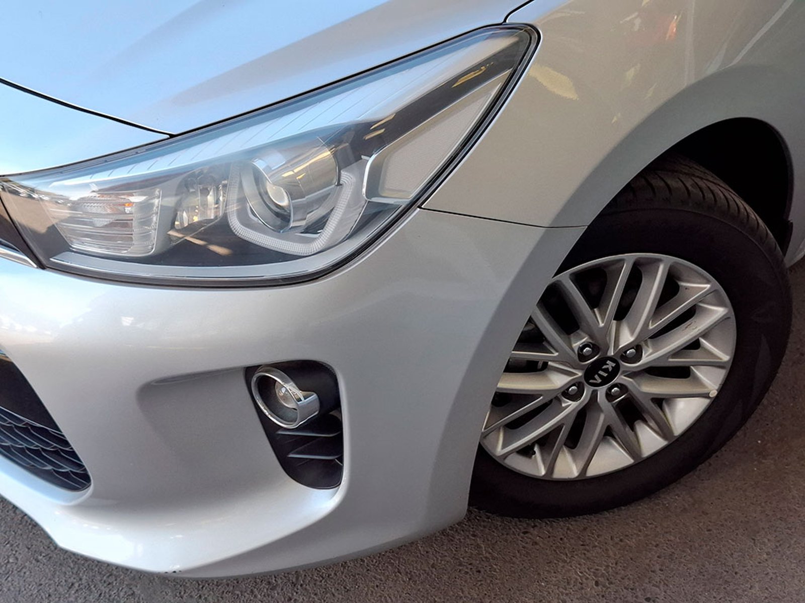 KIA RIO 4 1.4 EX AT 2019 - Imagen 7 de 20