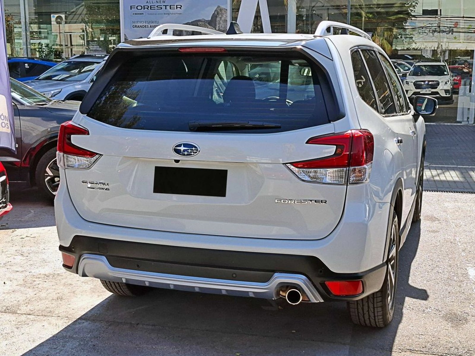 SUBARU FORESTER 2.0 AT 4X4 2025 - Imagen 7 de 20