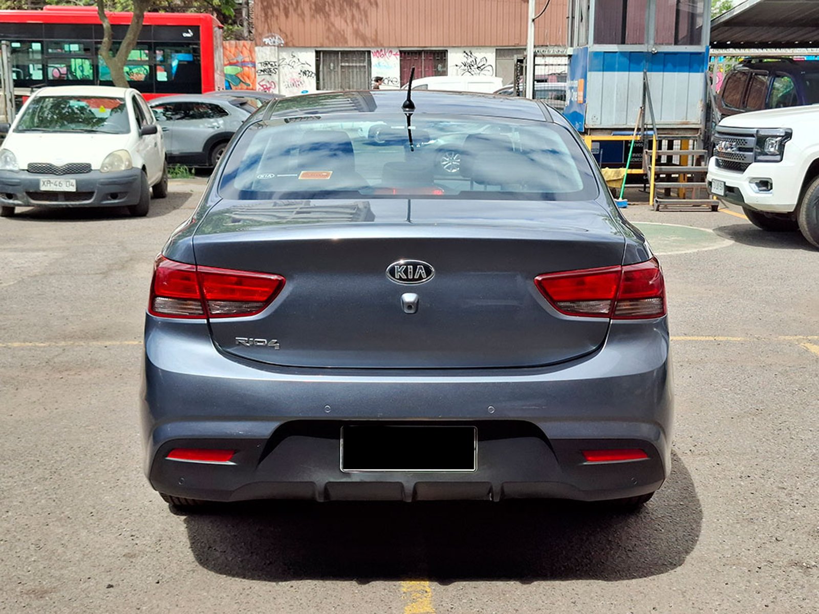 Kia RIO 4 LX 1.4L 6MT AC 2020 - Foto 5 de 20
