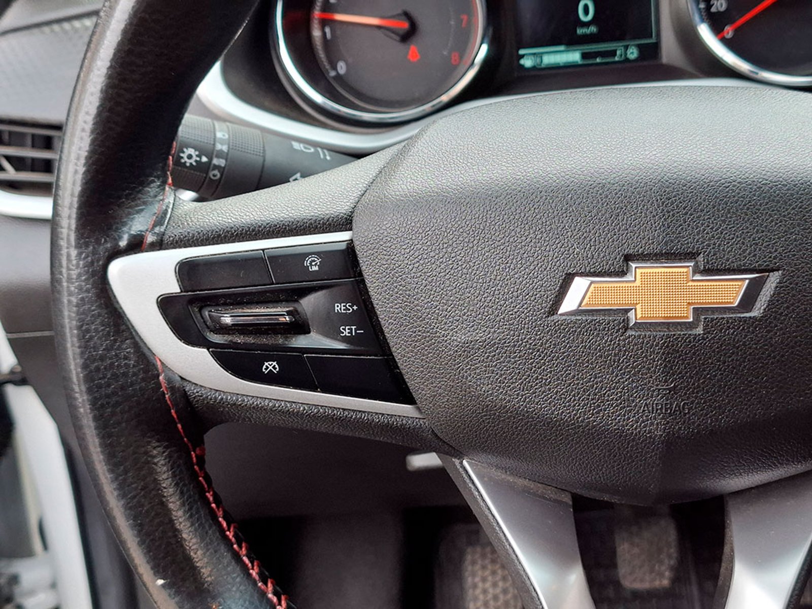 CHEVROLET ONIX 1.0 PREMIER 2022 - Imagen 11 de 20