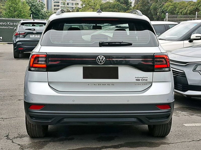 Volkswagen T-CROSS 1.0 TSI TRENDLINE 4X2 MT5 5P 2022 - Imagen 5 de 17