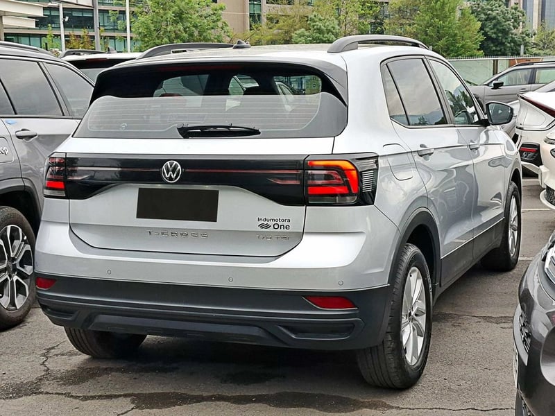 Volkswagen T-CROSS 1.0 TSI TRENDLINE 4X2 MT5 5P 2022 - Imagen 4 de 17