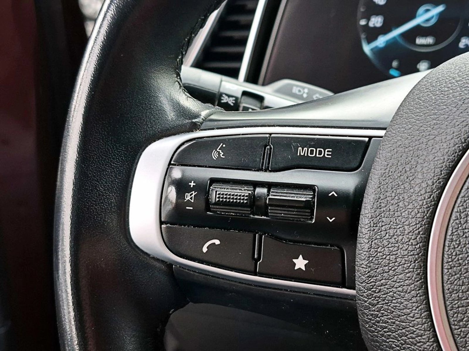 KIA SPORTAGE 2.0 EX  2WD 2023 - Imagen 14 de 18