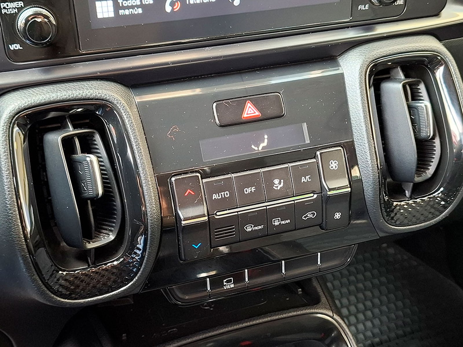 Kia SONET EX 1.5L 6MT FULL 2022 - Imagen 16 de 20