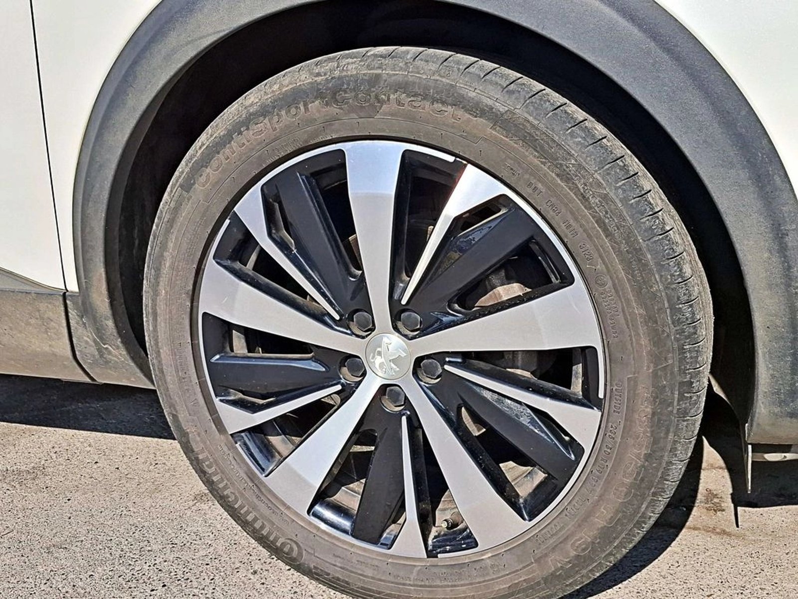 Peugeot 5008 1.6 GT LINE AT 2024 - Imagen 5 de 19