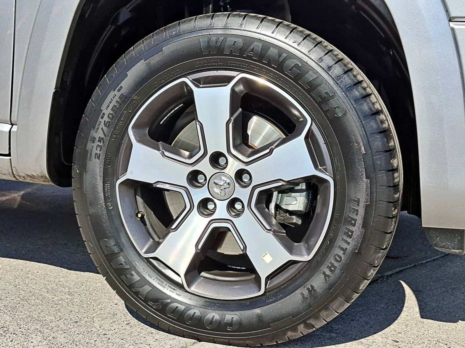 RAM RAMPAGE LARAMIE 4X4 2026 - Foto 5 de 20