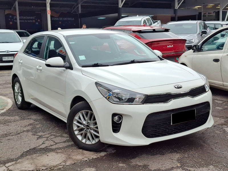Kia RIO 5 EX 1.6L 6MT FULL 2021 - Imagen 3 de 20