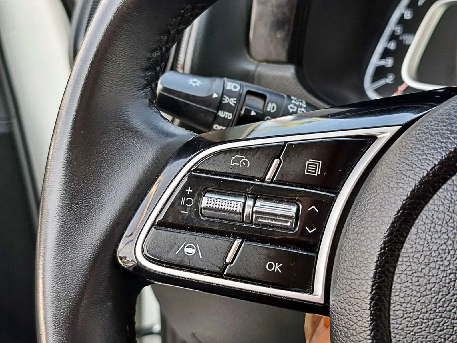 Kia SONET MT 2025 - Imagen 14 de 18
