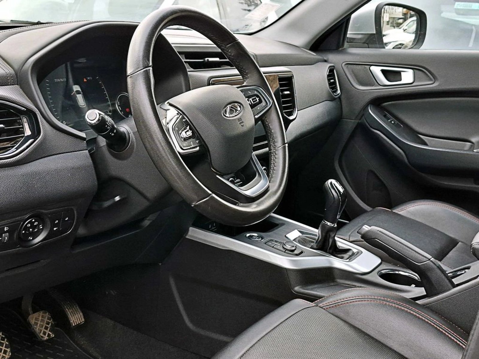 CHERY TIGGO 3 1.5 GLS 4X2 5MT 5P 2021 - Imagen 8 de 19