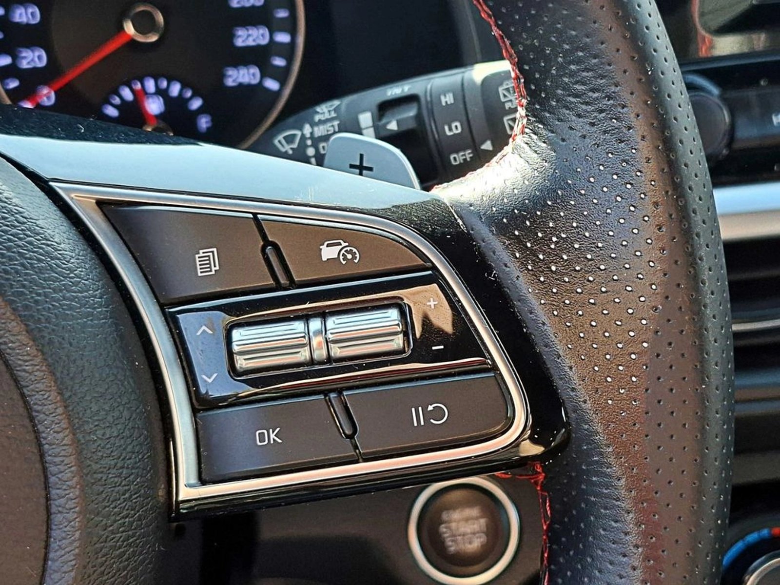 Kia CERATO 5 GT 2022 - Imagen 16 de 18