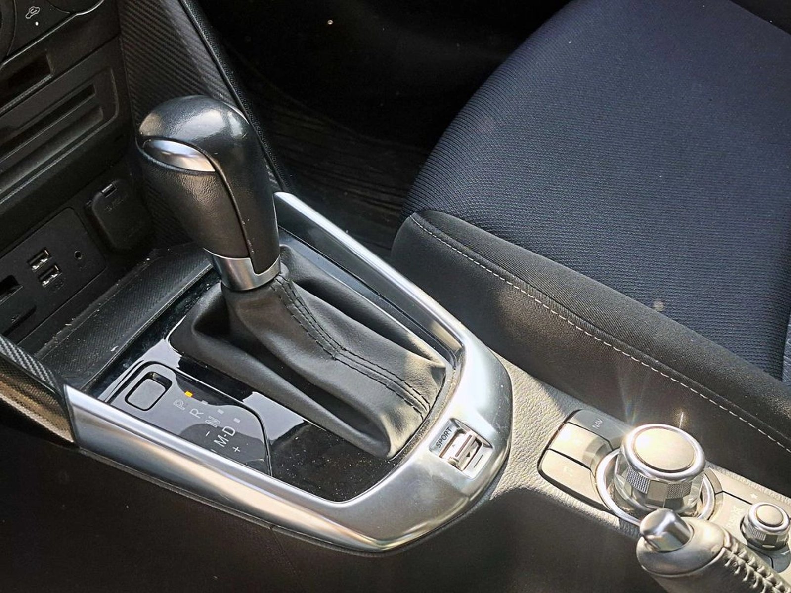 MAZDA 2 1.5 SPORT AT 5P 2016 - Imagen 17 de 17