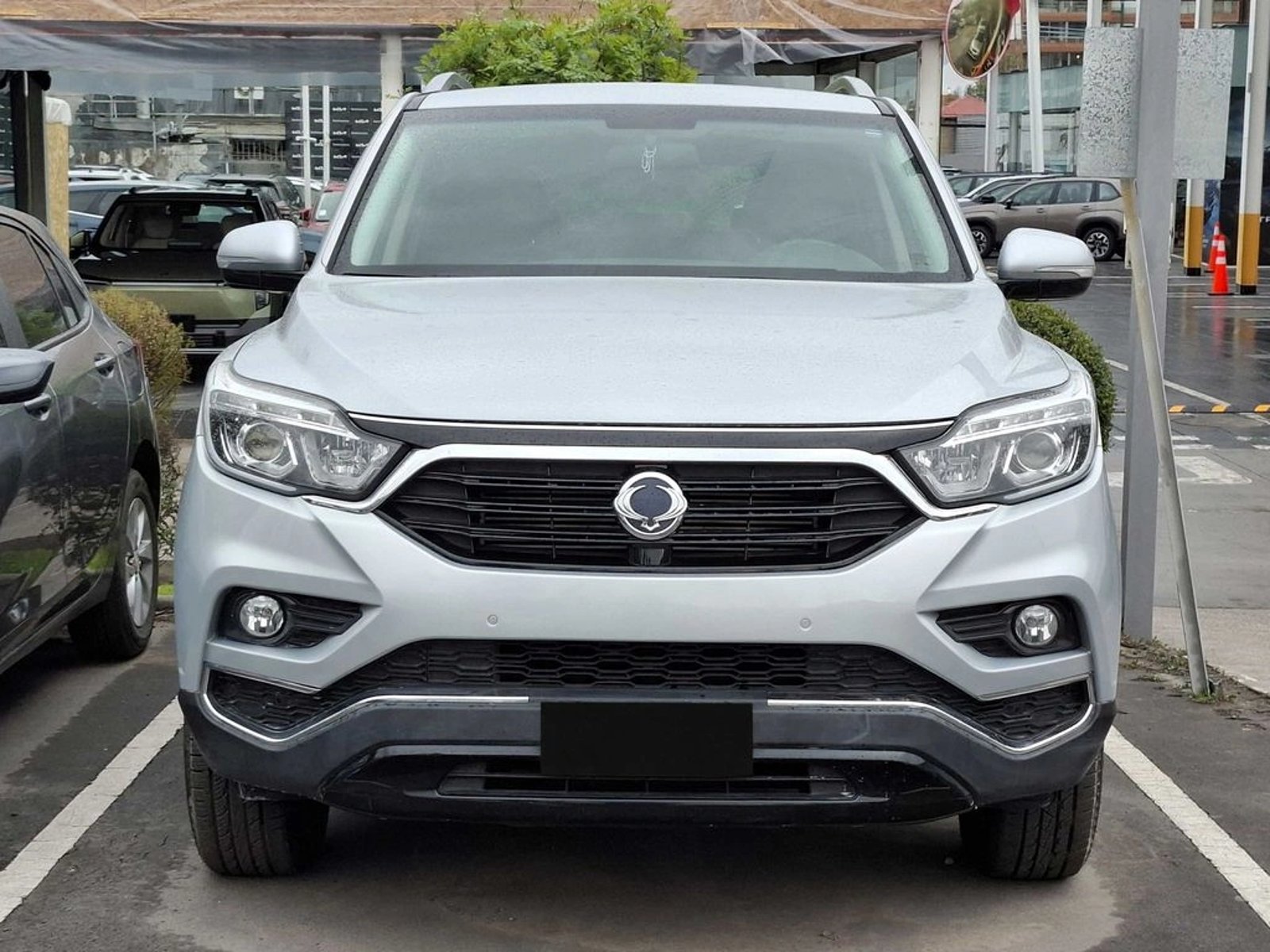 SsangYong REXTON AT 2018 - Foto 2 de 11
