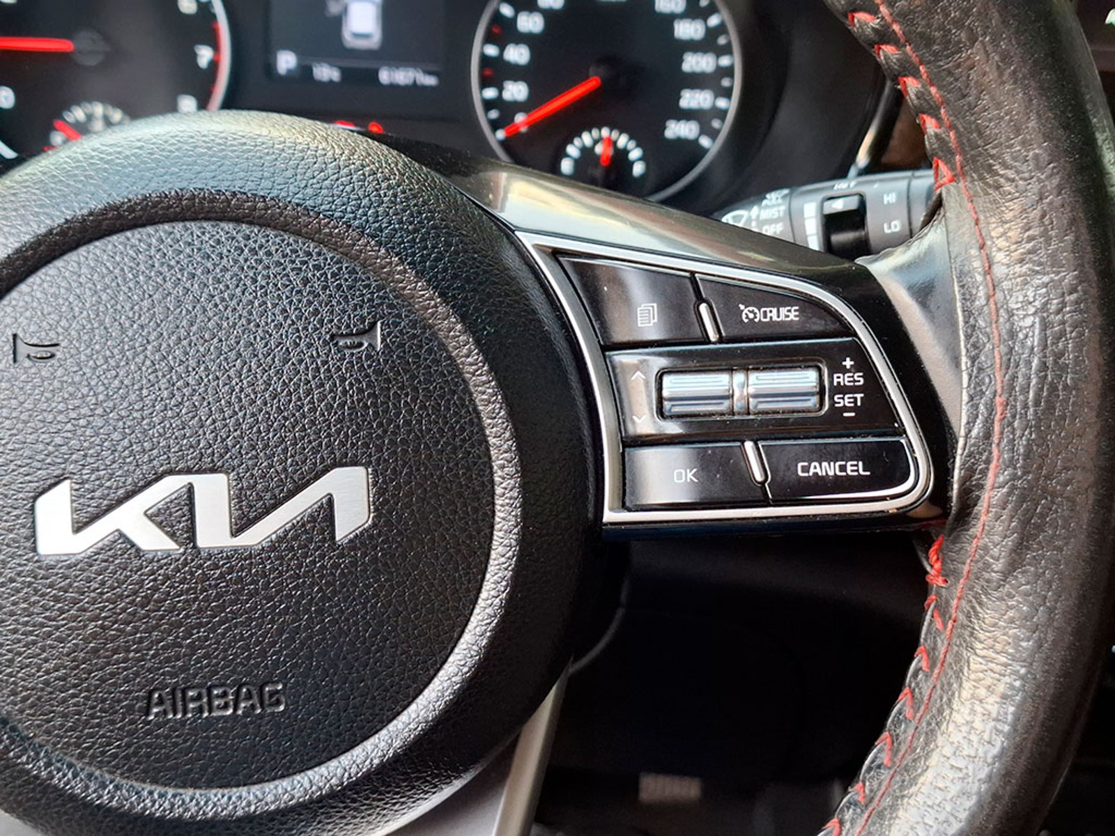 KIA SELTOS EX 1.6 AT 2023 - Imagen 12 de 20