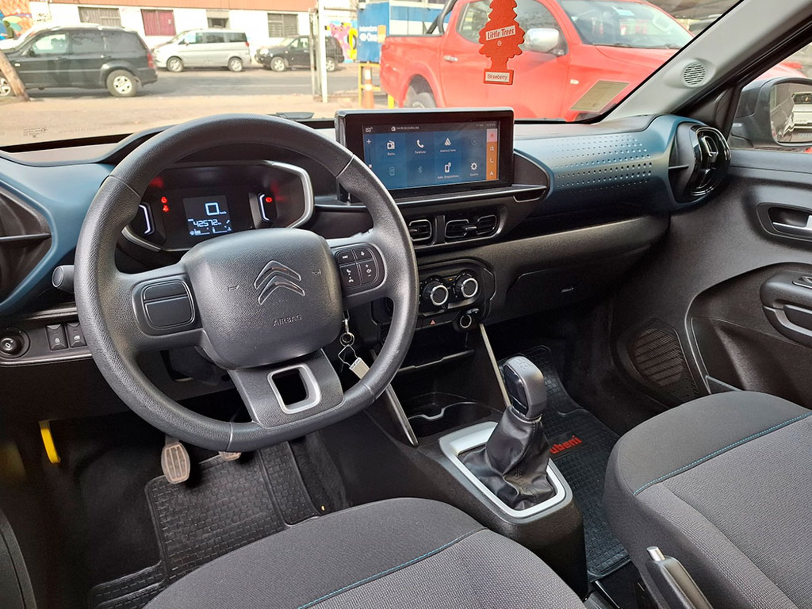 CITROEN C3 4X2 1.2 MT 2023 - Imagen 10 de 20