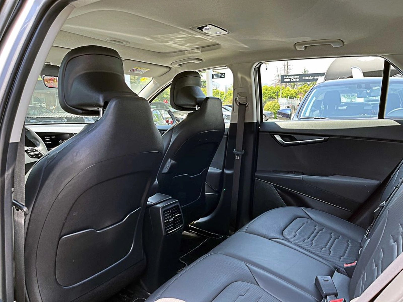 Kia NIRO EV ELECTRICO LX 4X2 AT 5P 2023 - Imagen 10 de 15
